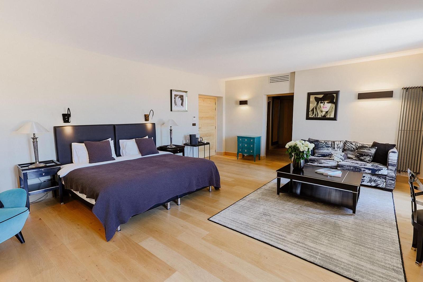 Bastide Saint Julien Bed & Breakfast La Celle  ภายนอก รูปภาพ