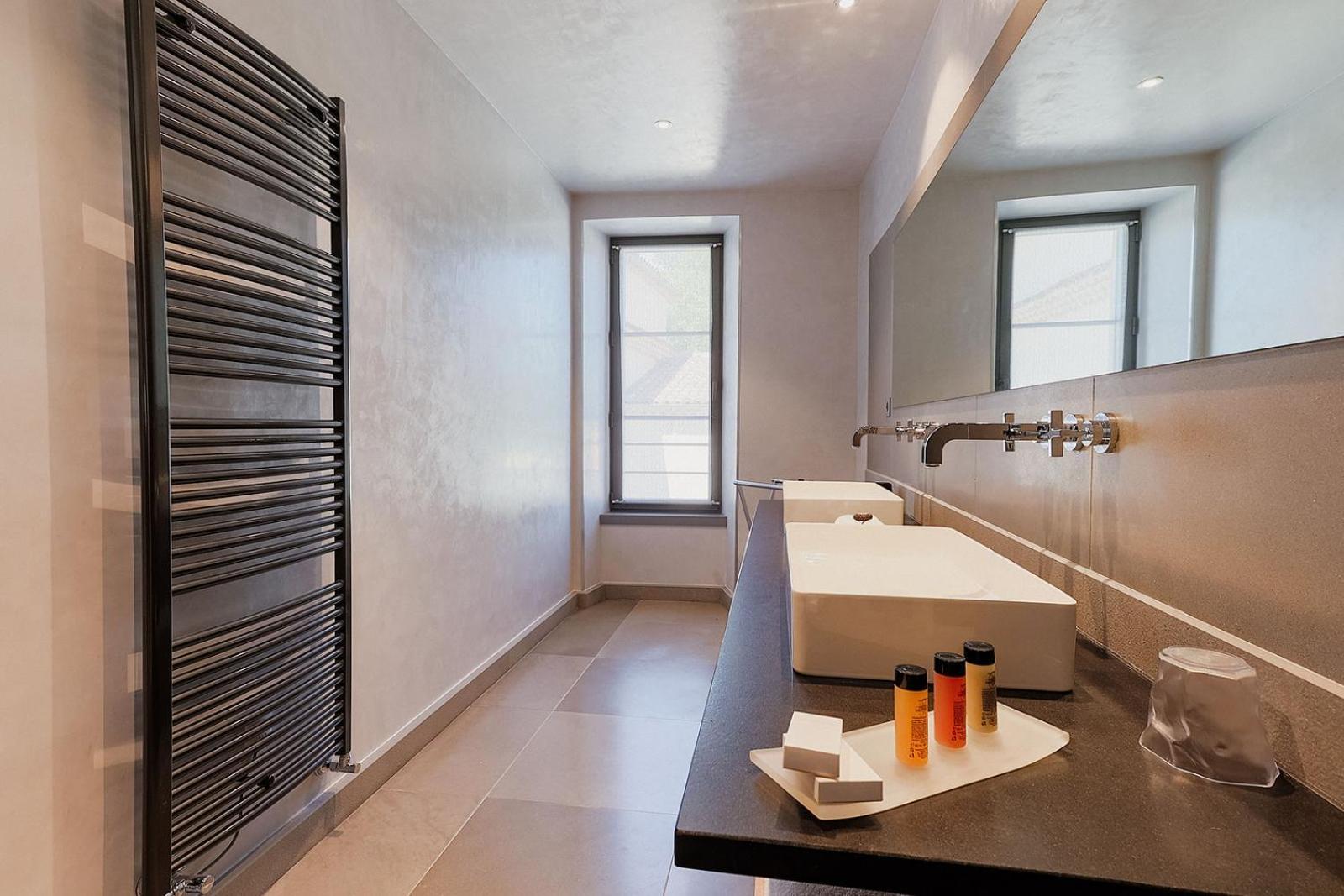 Bastide Saint Julien Bed & Breakfast La Celle  ภายนอก รูปภาพ