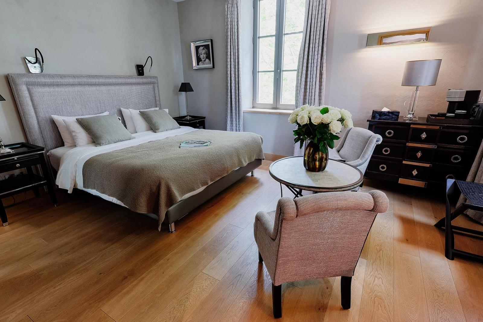 Bastide Saint Julien Bed & Breakfast La Celle  ภายนอก รูปภาพ